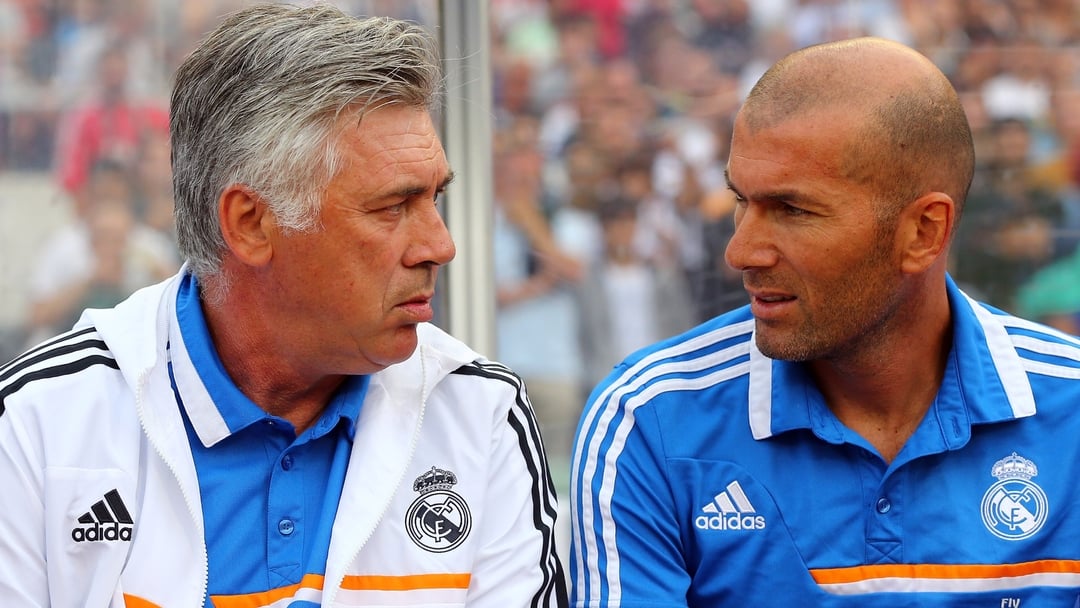 Ancelotti ou Zidane : Qui est le meilleur entraîneur du Real Madrid moderne ?