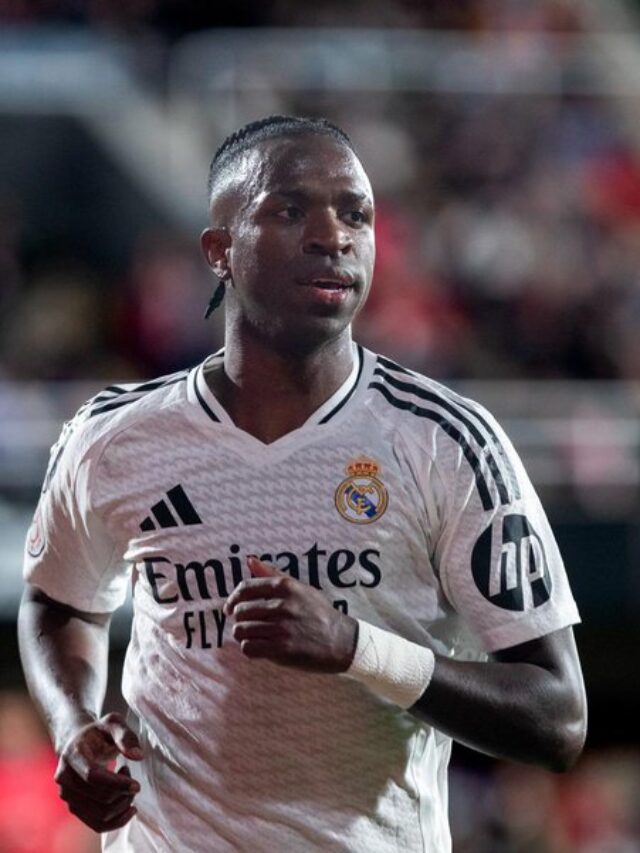 🎩⚽ Vinícius Jr. acclamé, la classe des fans de Minera👏🤝